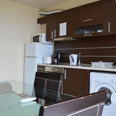 Apartment Menada Green Hills Apartments